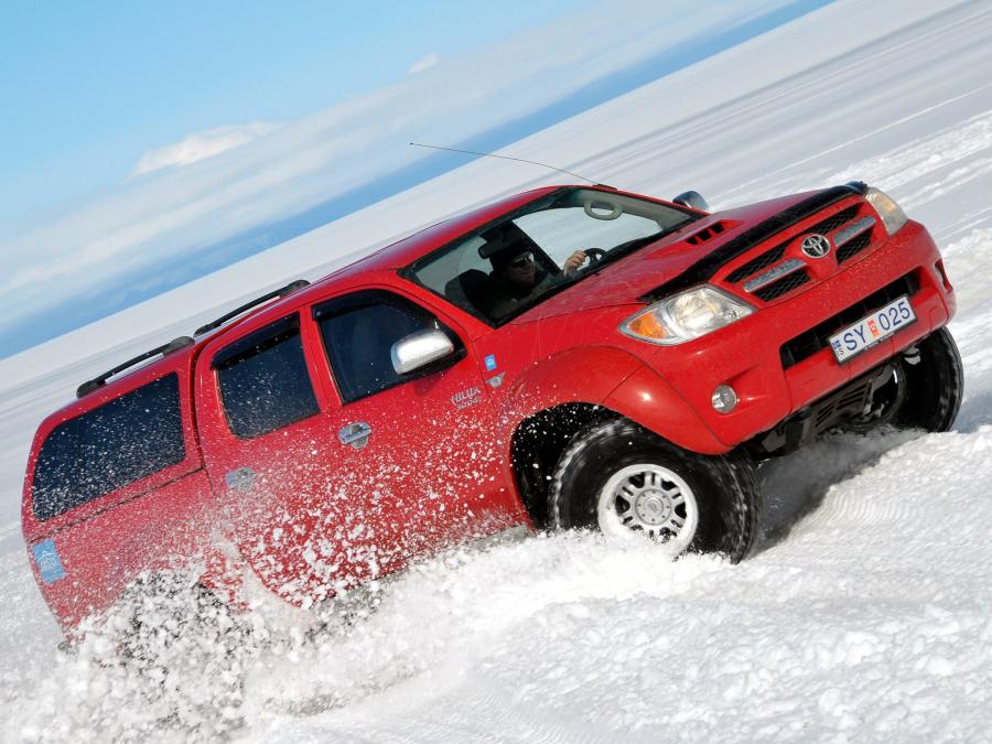  Toyota Hilux Double Cab AT35 Arctic Trucks 2007 года  (фото 7 из 23)